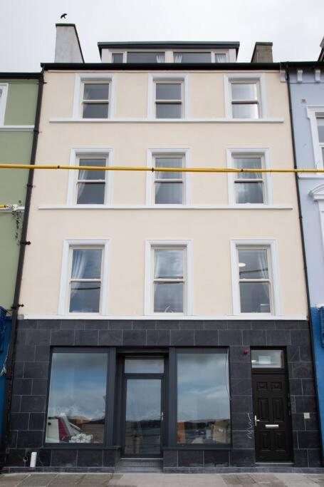 Unit 4 Tranquil Harbourside Retreat- Central Location Cobh Exterior photo